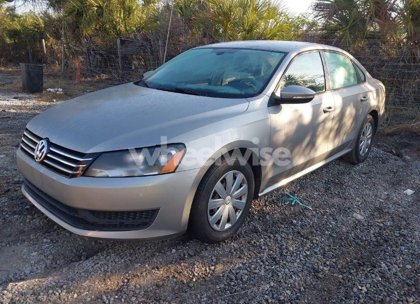 Photo 2 of 2012 Volkswagen Passat 2.5L S (VIN 1VWAP7A39CC090539)