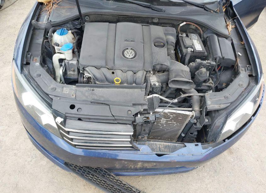 Photo 10 of 2014 Volkswagen Passat 2.5L S (VIN 1VWAP7A39EC021773)