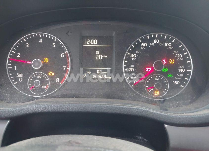 Photo 7 of 2014 Volkswagen Passat 2.5L S (VIN 1VWAP7A39EC024253)