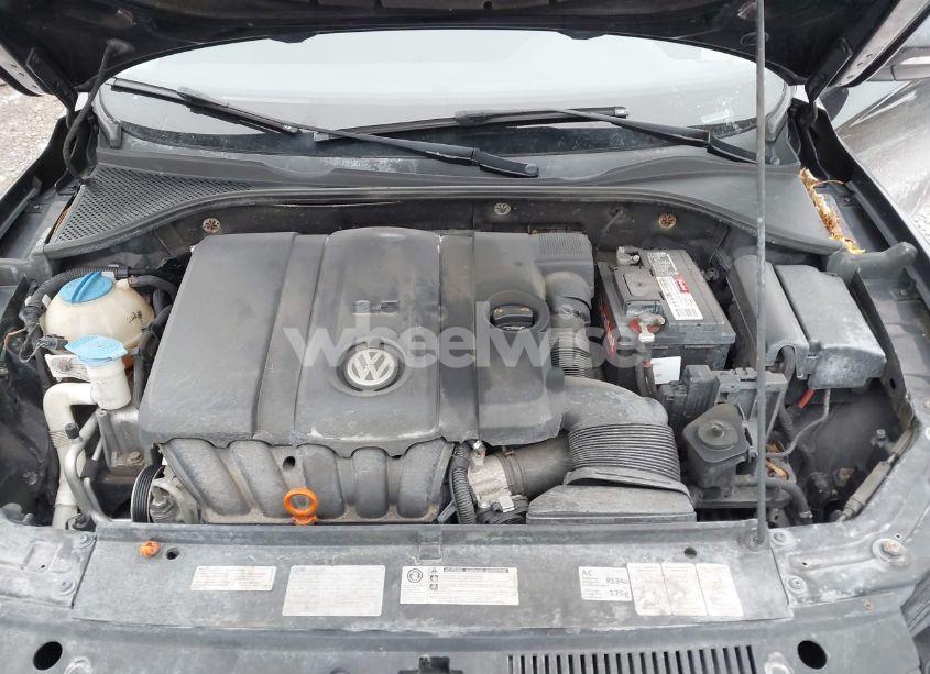 Photo 10 of 2012 Volkswagen Passat 2.5L S (VIN 1VWAP7A3XCC015736)