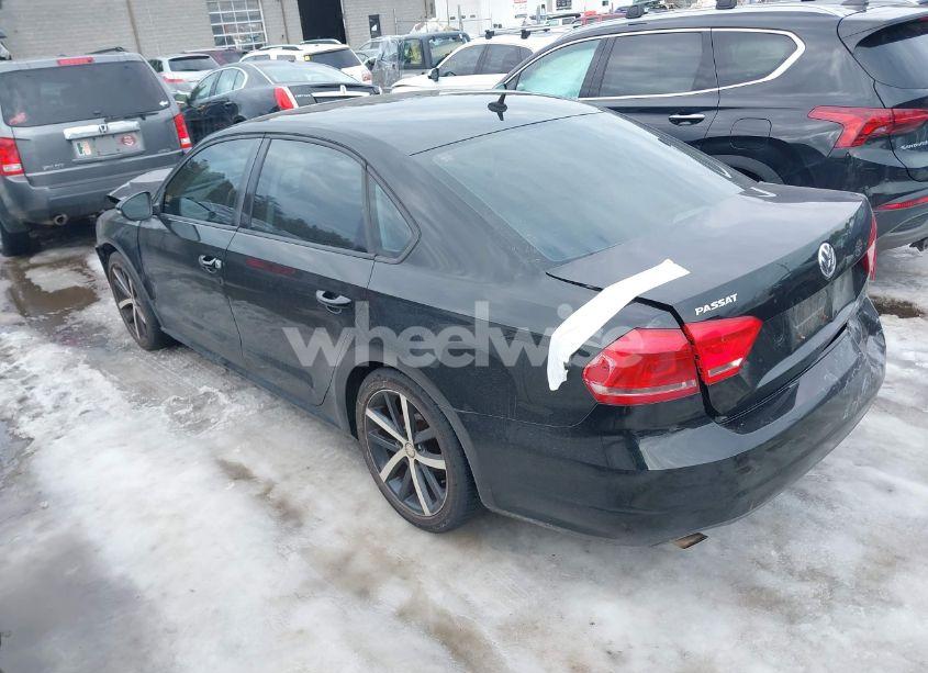 Photo 3 of 2012 Volkswagen Passat 2.5L S (VIN 1VWAP7A3XCC026705)