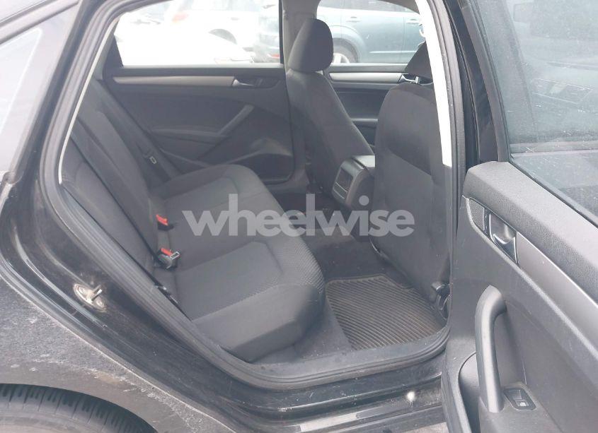 Photo 8 of 2012 Volkswagen Passat 2.5L S (VIN 1VWAP7A3XCC026705)