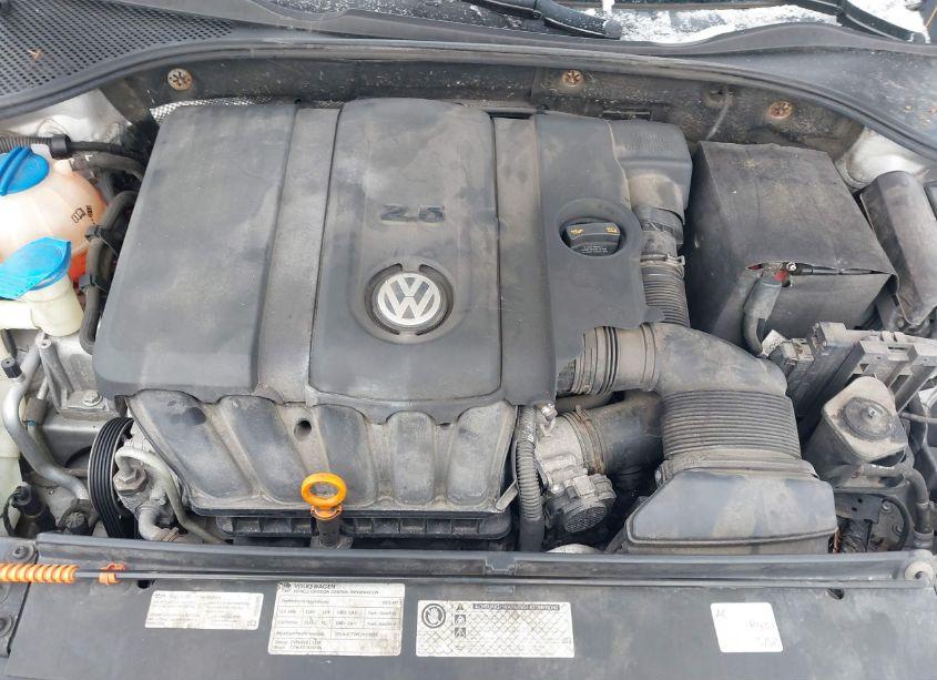 Photo 10 of 2012 Volkswagen Passat 2.5L S (VIN 1VWAP7A3XCC034710)