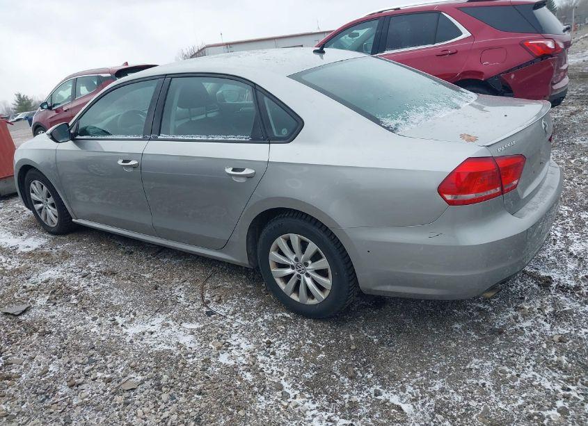 Photo 3 of 2012 Volkswagen Passat 2.5L S (VIN 1VWAP7A3XCC034710)