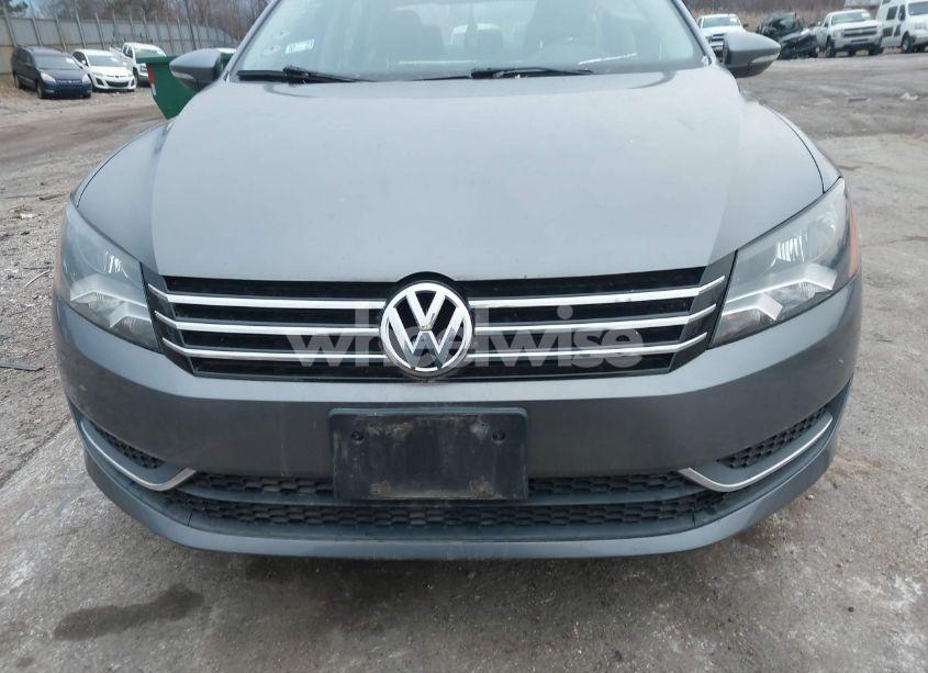 Photo 12 of 2012 Volkswagen Passat 2.5L S (VIN 1VWAP7A3XCC034738)
