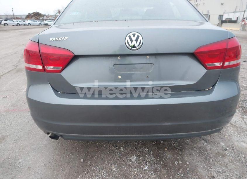 Photo 15 of 2012 Volkswagen Passat 2.5L S (VIN 1VWAP7A3XCC034738)