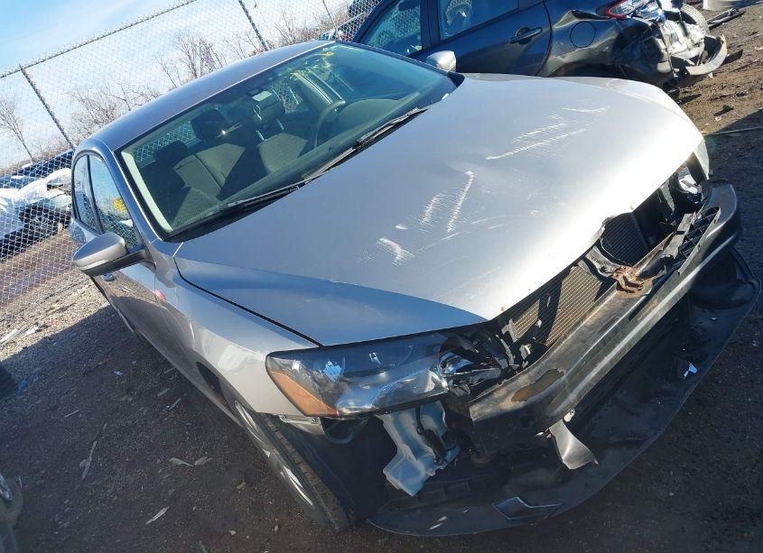 2013 Volkswagen Passat 2.5L S (VIN 1VWAP7A3XDC053355) main photo