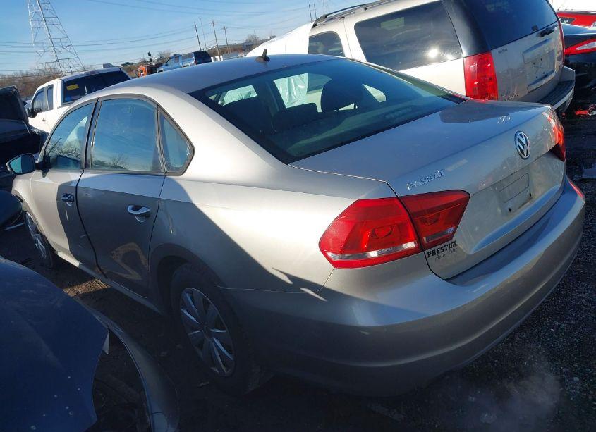 Photo 3 of 2013 Volkswagen Passat 2.5L S (VIN 1VWAP7A3XDC053355)