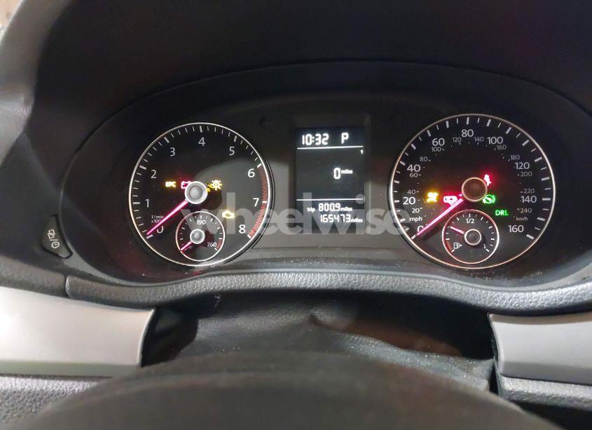 Photo 7 of 2014 Volkswagen Passat 2.5L S (VIN 1VWAP7A3XEC024696)