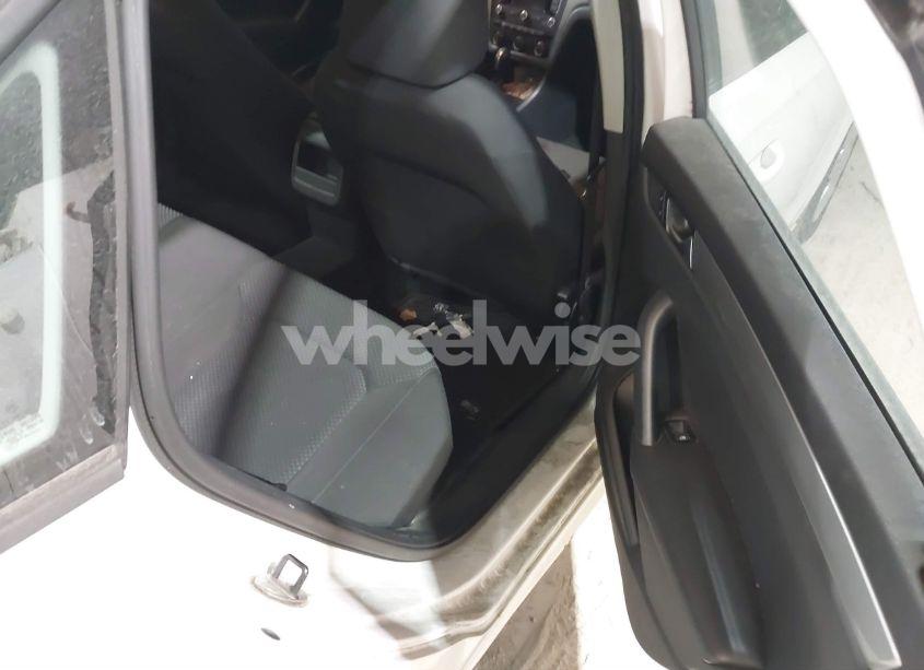 Photo 8 of 2014 Volkswagen Passat 2.5L S (VIN 1VWAP7A3XEC024696)