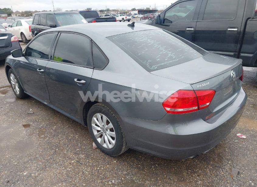 Photo 3 of 2014 Volkswagen Passat 1.8T WOLFSBURG EDITION (VIN 1VWAS7A30EC077129)
