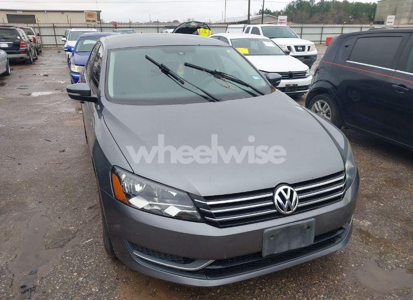 Photo 6 of 2014 Volkswagen Passat 1.8T WOLFSBURG EDITION (VIN 1VWAS7A30EC077129)