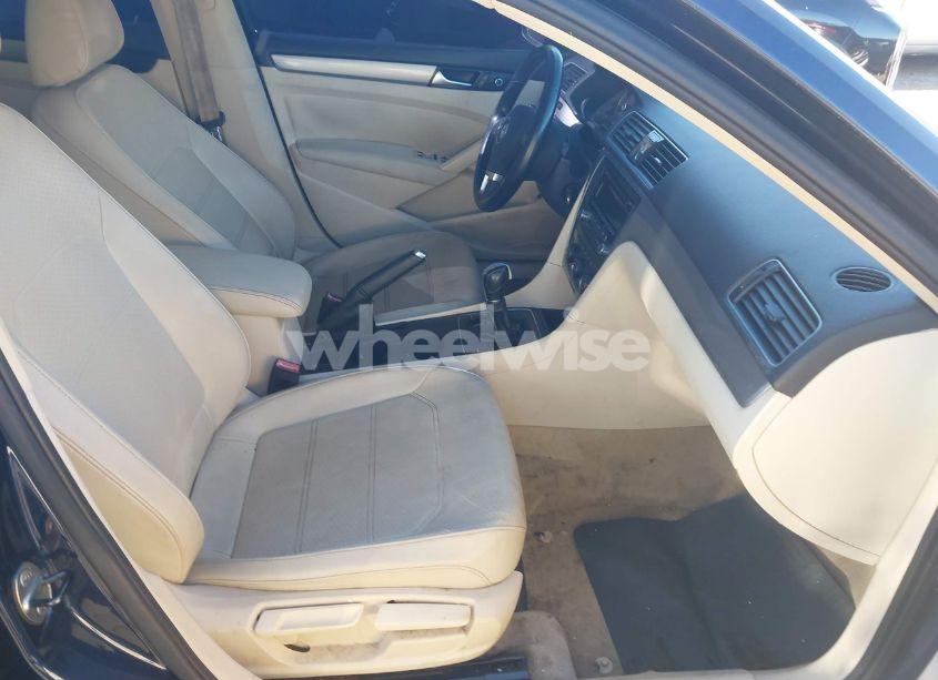 Photo 5 of 2014 Volkswagen Passat 1.8T WOLFSBURG EDITION (VIN 1VWAS7A30EC106533)