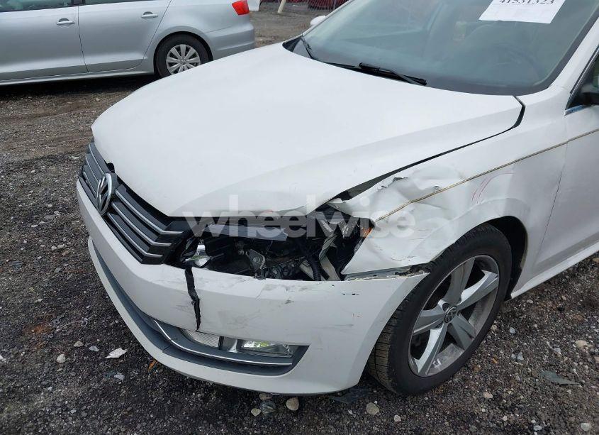 Photo 6 of 2015 Volkswagen Passat 1.8T LIMITED EDITION (VIN 1VWAS7A30FC094529)