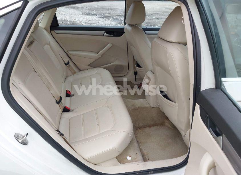 Photo 8 of 2015 Volkswagen Passat 1.8T LIMITED EDITION (VIN 1VWAS7A30FC094529)