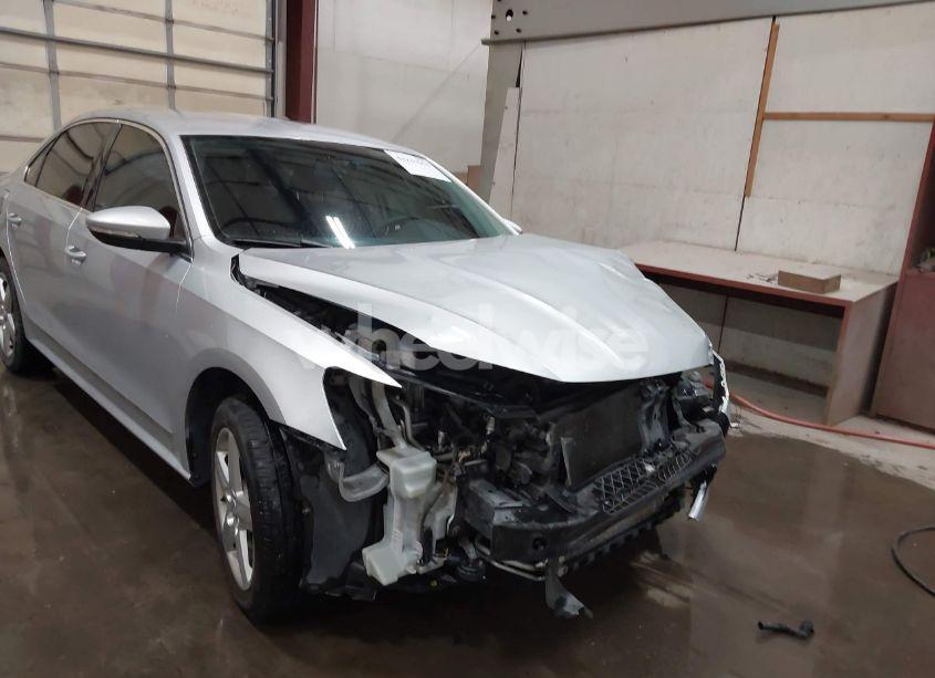 Photo 18 of 2016 Volkswagen Passat 1.8T S (VIN 1VWAS7A30GC013577)