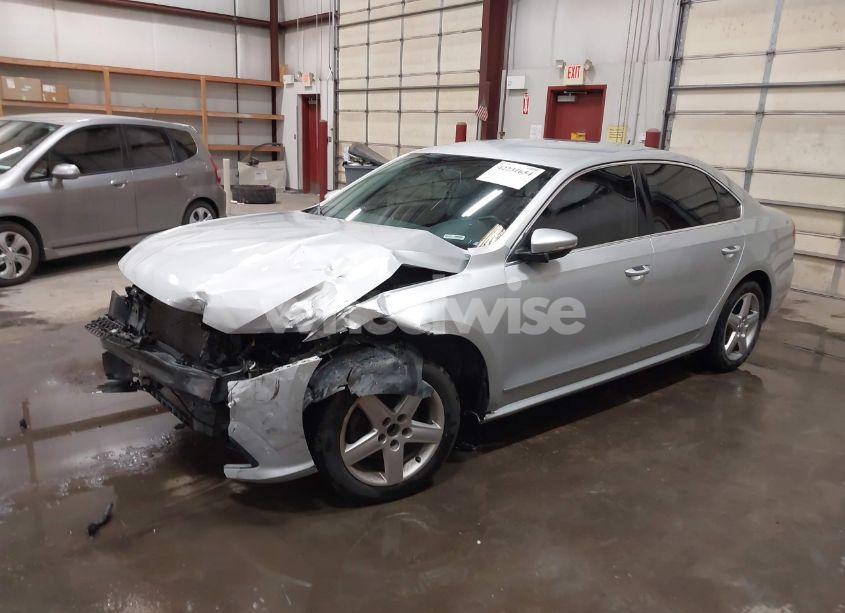 Photo 2 of 2016 Volkswagen Passat 1.8T S (VIN 1VWAS7A30GC013577)