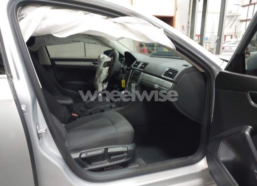 Photo 5 of 2016 Volkswagen Passat 1.8T S (VIN 1VWAS7A30GC013577)