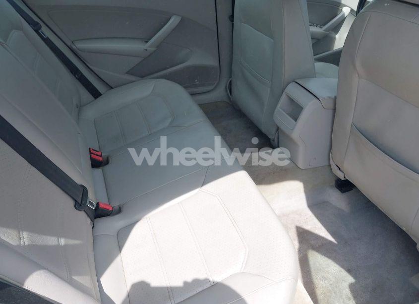 Photo 8 of 2015 Volkswagen Passat 1.8T WOLFSBURG EDITION (VIN 1VWAS7A31FC009620)