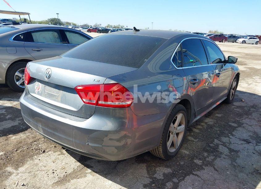 Photo 4 of 2015 Volkswagen Passat 1.8T LIMITED EDITION (VIN 1VWAS7A31FC099562)