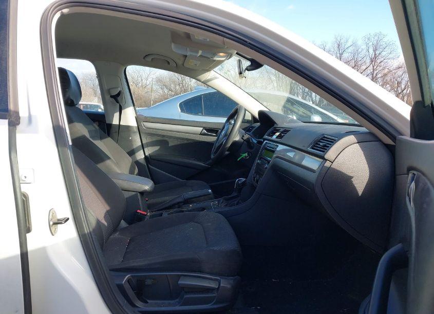 Photo 5 of 2014 Volkswagen Passat 1.8T S (VIN 1VWAS7A32EC108865)