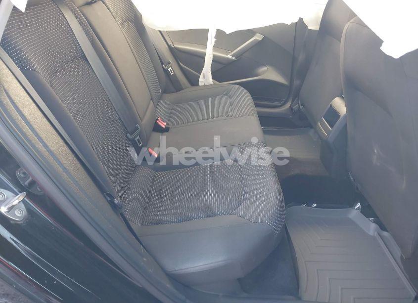 Photo 8 of 2016 Volkswagen Passat 1.8T R-LINE/1.8T S (VIN 1VWAS7A32GC012155)