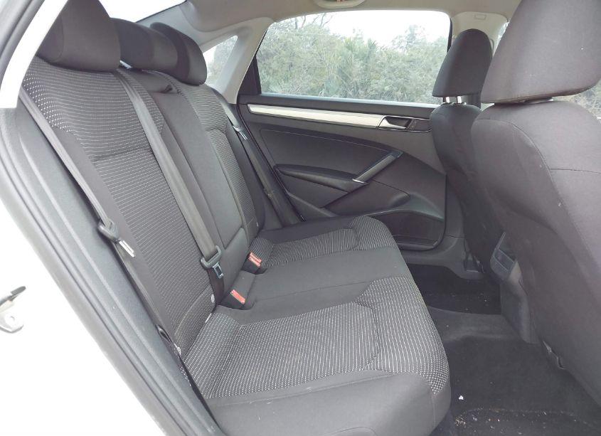 Photo 8 of 2016 Volkswagen Passat 1.8T S (VIN 1VWAS7A33GC030616)