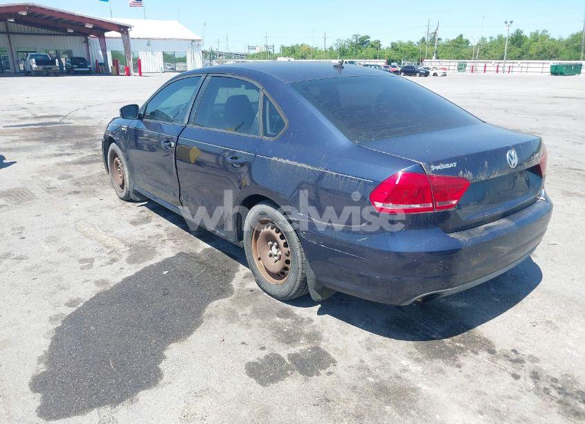 Photo 3 of 2014 Volkswagen Passat 1.8T S (VIN 1VWAS7A34EC032338)