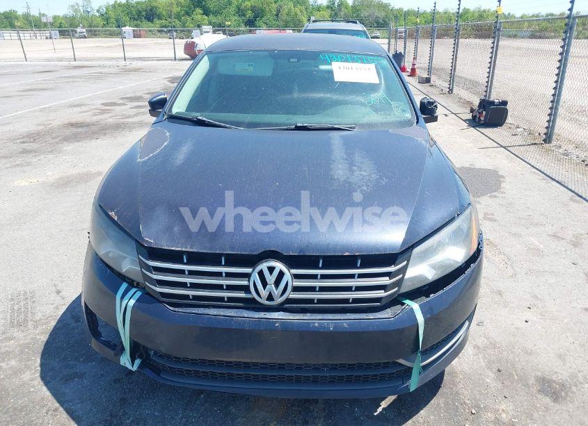 Photo 6 of 2014 Volkswagen Passat 1.8T S (VIN 1VWAS7A34EC032338)