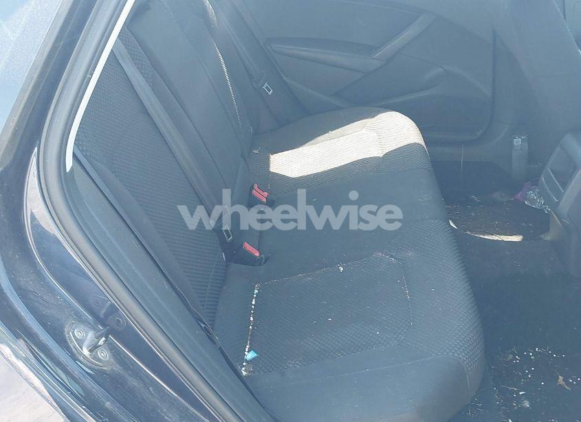 Photo 8 of 2014 Volkswagen Passat 1.8T S (VIN 1VWAS7A34EC032338)