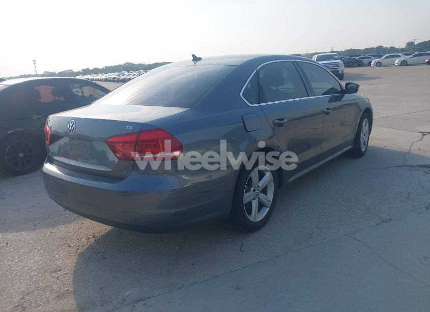 Photo 4 of 2015 Volkswagen Passat 1.8T LIMITED EDITION (VIN 1VWAS7A34FC090502)