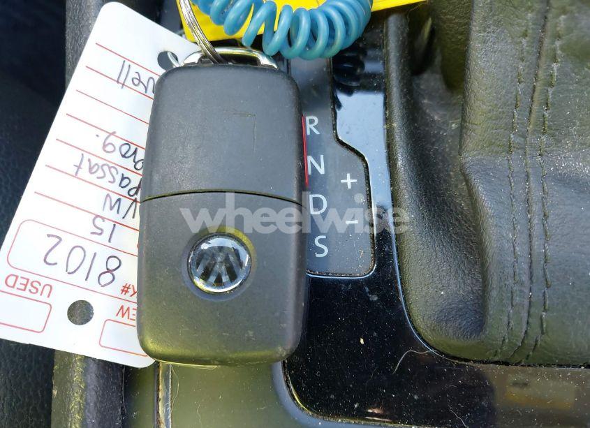 Photo 11 of 2015 Volkswagen Passat 1.8T LIMITED EDITION (VIN 1VWAS7A34FC108965)