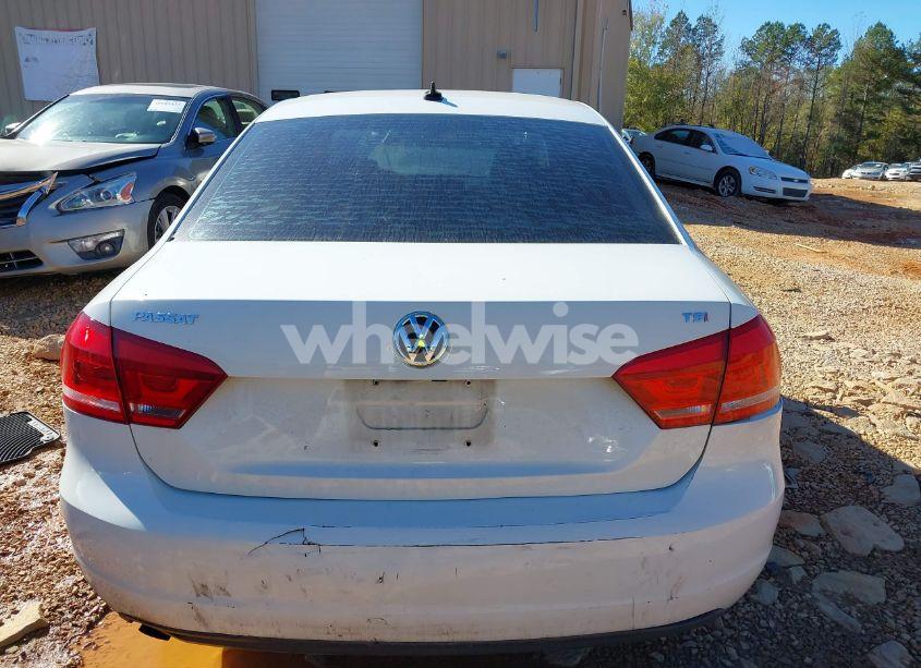 Photo 16 of 2015 Volkswagen Passat 1.8T LIMITED EDITION (VIN 1VWAS7A34FC108965)