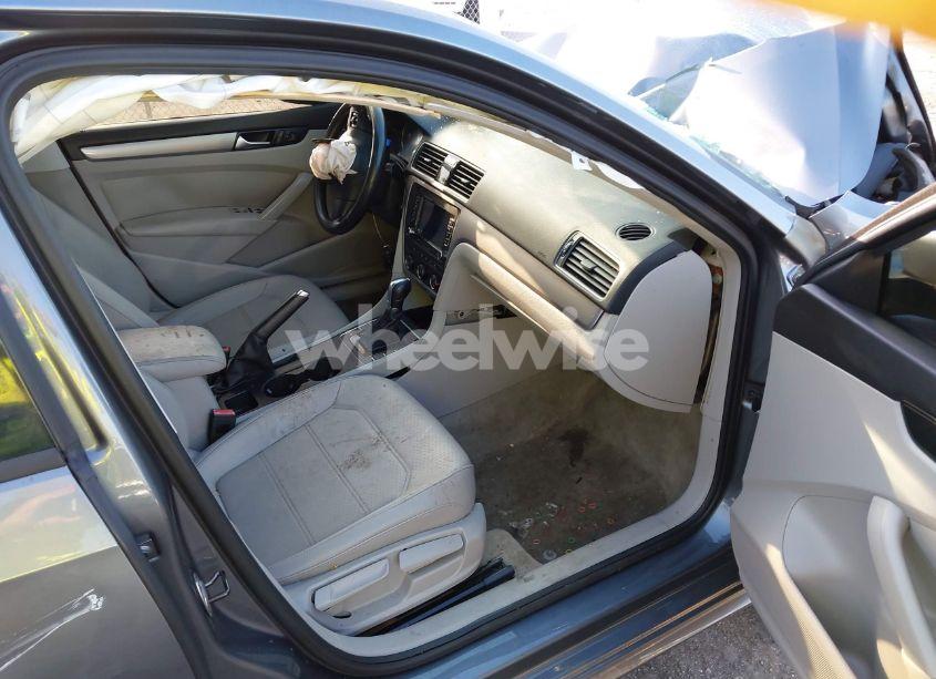 Photo 5 of 2015 Volkswagen Passat 1.8T WOLFSBURG EDITION (VIN 1VWAS7A35FC007059)