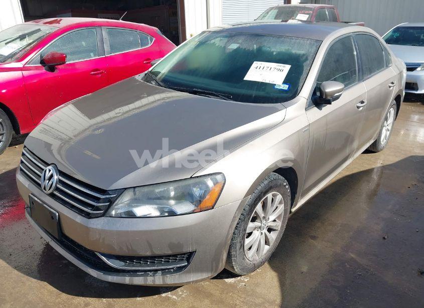 Photo 2 of 2015 Volkswagen Passat 1.8T WOLFSBURG EDITION (VIN 1VWAS7A35FC027134)