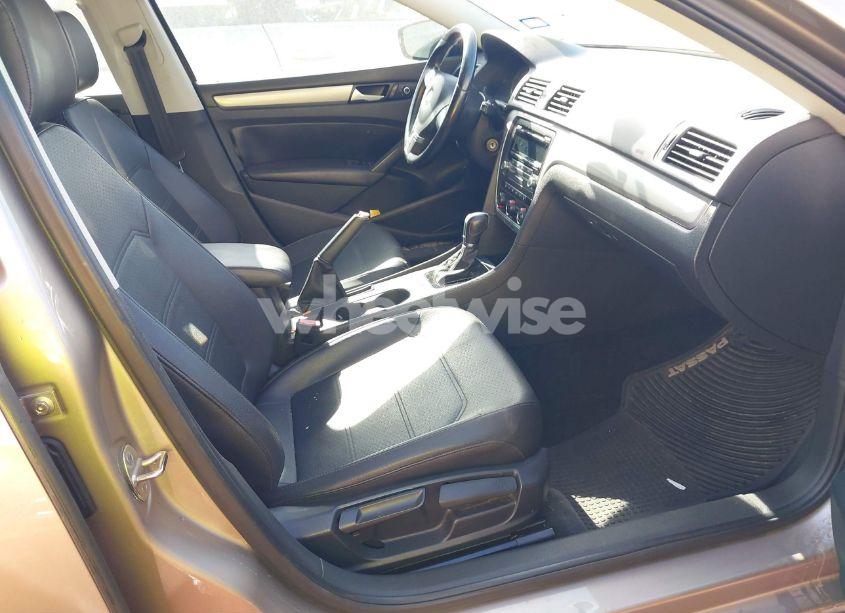 Photo 5 of 2015 Volkswagen Passat 1.8T WOLFSBURG EDITION (VIN 1VWAS7A35FC027134)