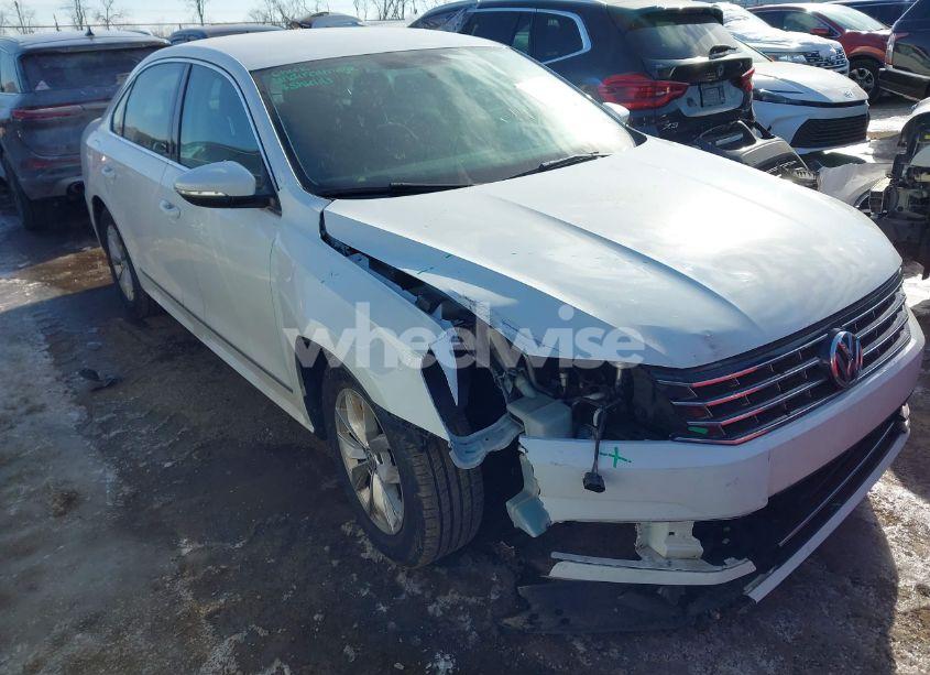 2016 Volkswagen Passat 1.8T S (VIN 1VWAS7A35GC015437) main photo