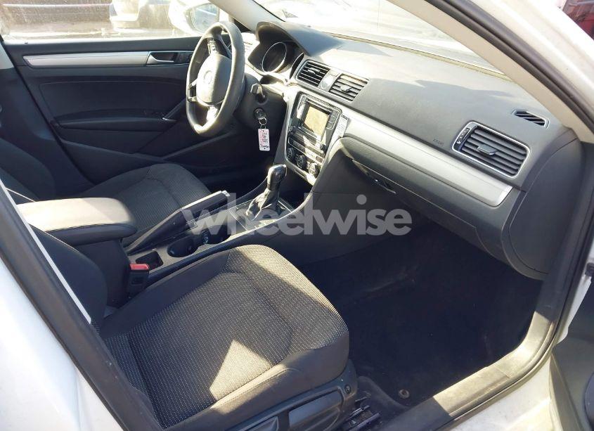 Photo 5 of 2016 Volkswagen Passat 1.8T S (VIN 1VWAS7A35GC015437)