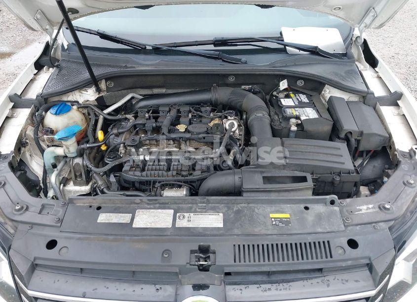 Photo 10 of 2015 Volkswagen Passat 1.8T S (VIN 1VWAS7A36FC022590)