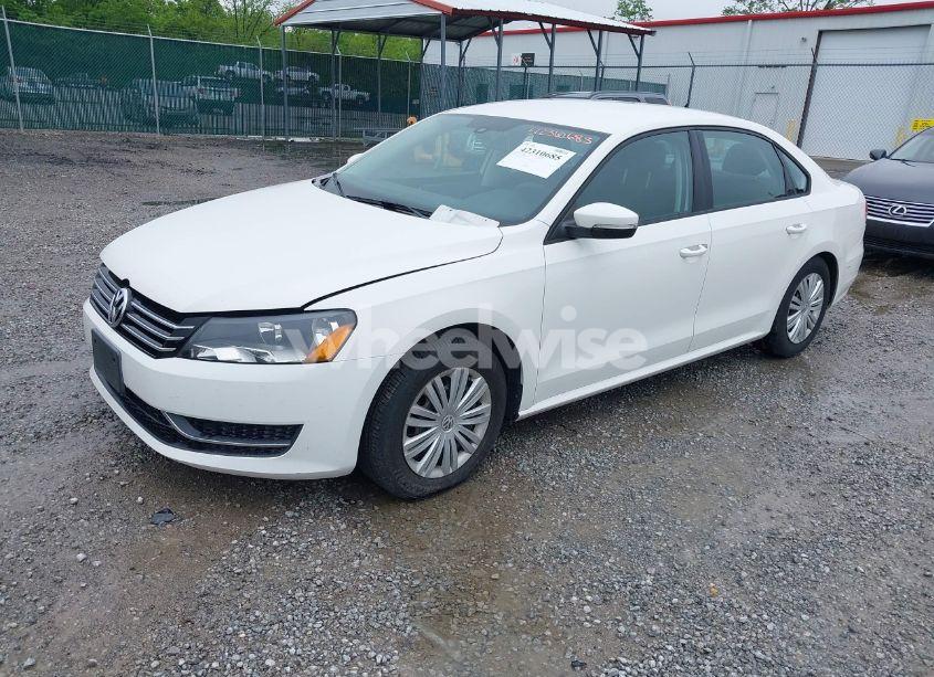 Photo 2 of 2015 Volkswagen Passat 1.8T S (VIN 1VWAS7A36FC022590)
