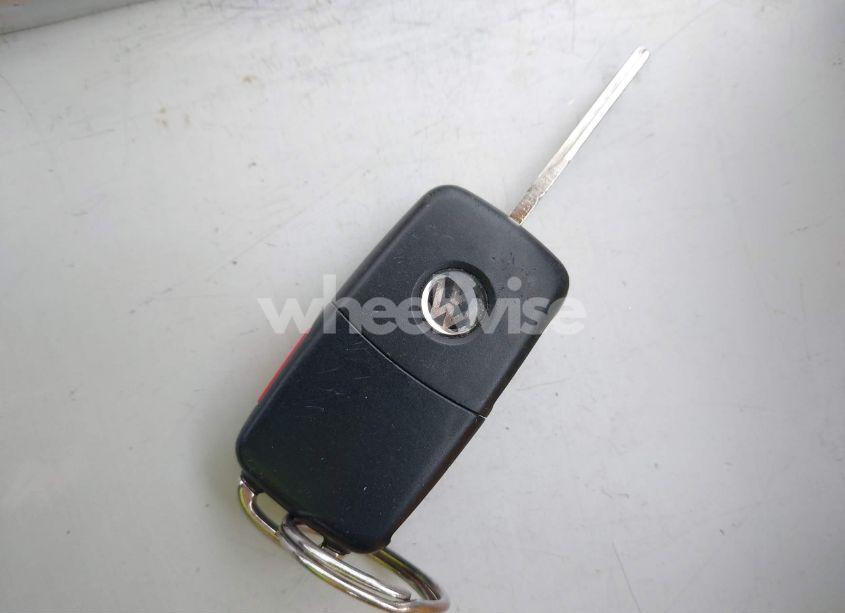 Photo 11 of 2015 Volkswagen Passat 1.8T LIMITED EDITION (VIN 1VWAS7A36FC101631)