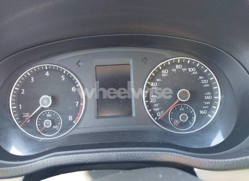 Photo 16 of 2015 Volkswagen Passat 1.8T LIMITED EDITION (VIN 1VWAS7A36FC101631)