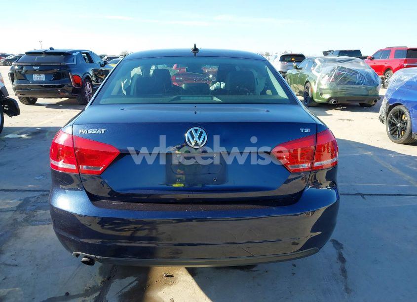 Photo 17 of 2015 Volkswagen Passat 1.8T LIMITED EDITION (VIN 1VWAS7A36FC101631)