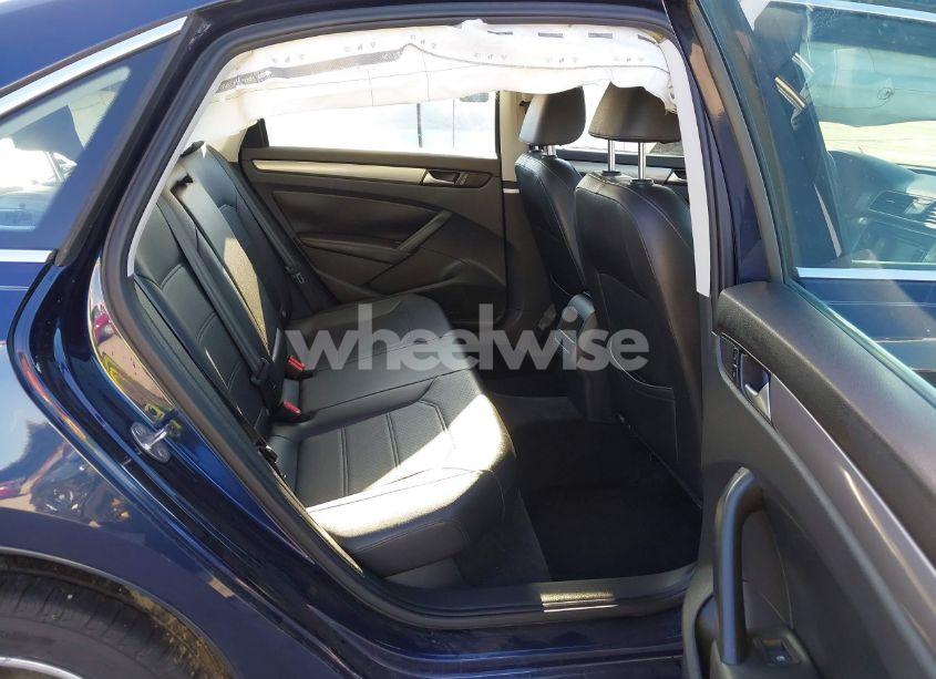 Photo 8 of 2015 Volkswagen Passat 1.8T LIMITED EDITION (VIN 1VWAS7A36FC101631)