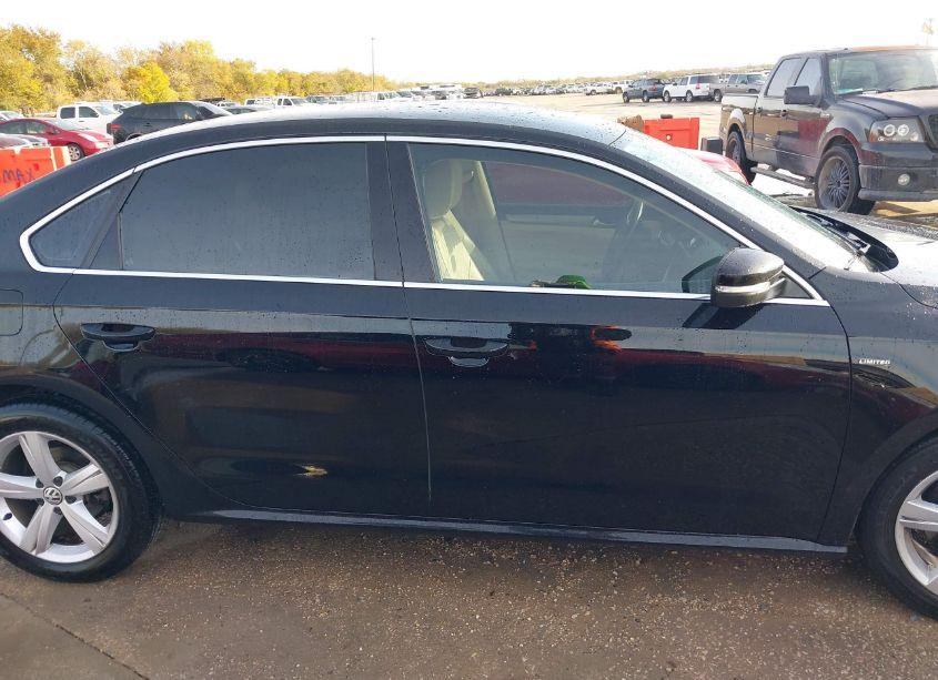 Photo 13 of 2015 Volkswagen Passat 1.8T LIMITED EDITION (VIN 1VWAS7A36FC111768)