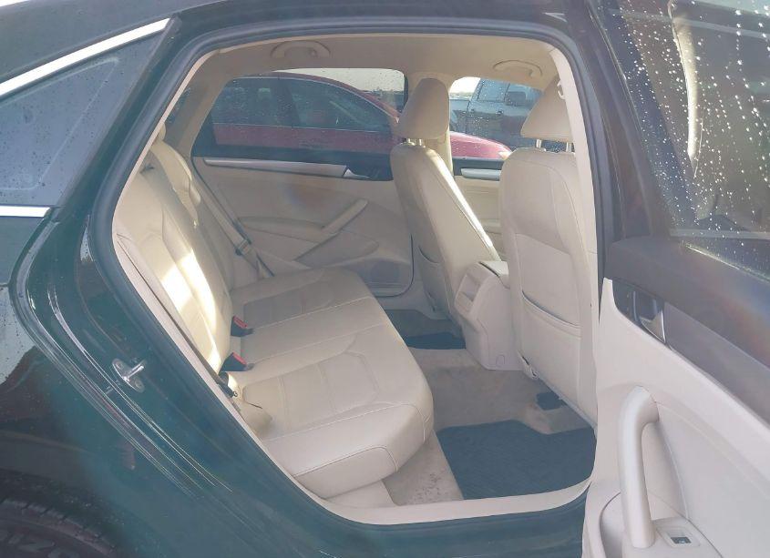Photo 8 of 2015 Volkswagen Passat 1.8T LIMITED EDITION (VIN 1VWAS7A36FC111768)
