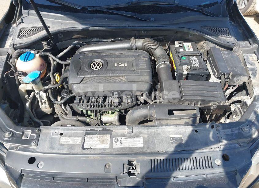 Photo 10 of 2015 Volkswagen Passat 1.8T LIMITED EDITION (VIN 1VWAS7A36FC112175)