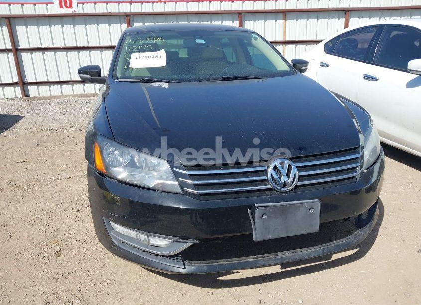 Photo 6 of 2015 Volkswagen Passat 1.8T LIMITED EDITION (VIN 1VWAS7A36FC112175)
