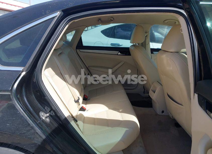 Photo 8 of 2015 Volkswagen Passat 1.8T LIMITED EDITION (VIN 1VWAS7A36FC112175)