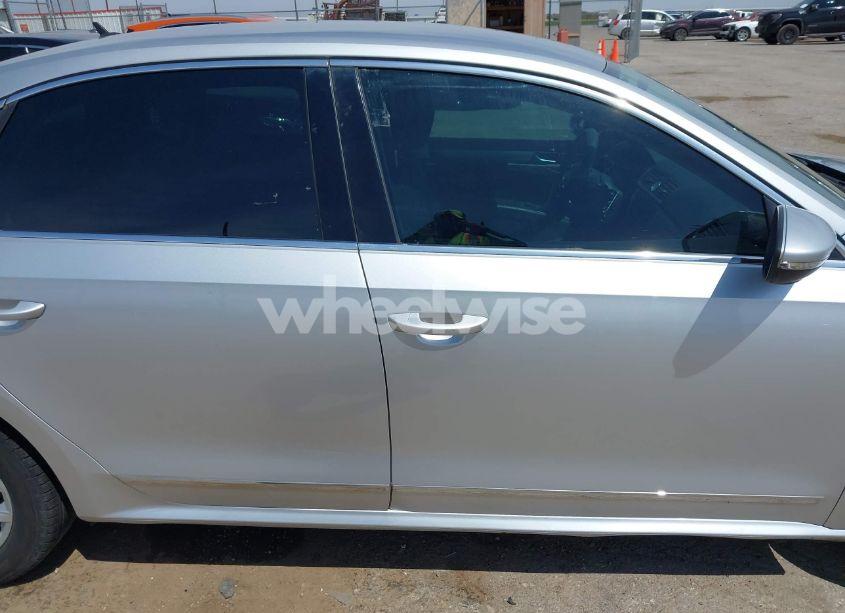 Photo 13 of 2016 Volkswagen Passat 1.8T S (VIN 1VWAS7A36GC051315)